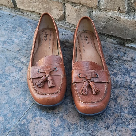 Softspots Women's Cognac Brown Genuine Leather Tassel Loafers Office Elevated - Picture 2 of 5